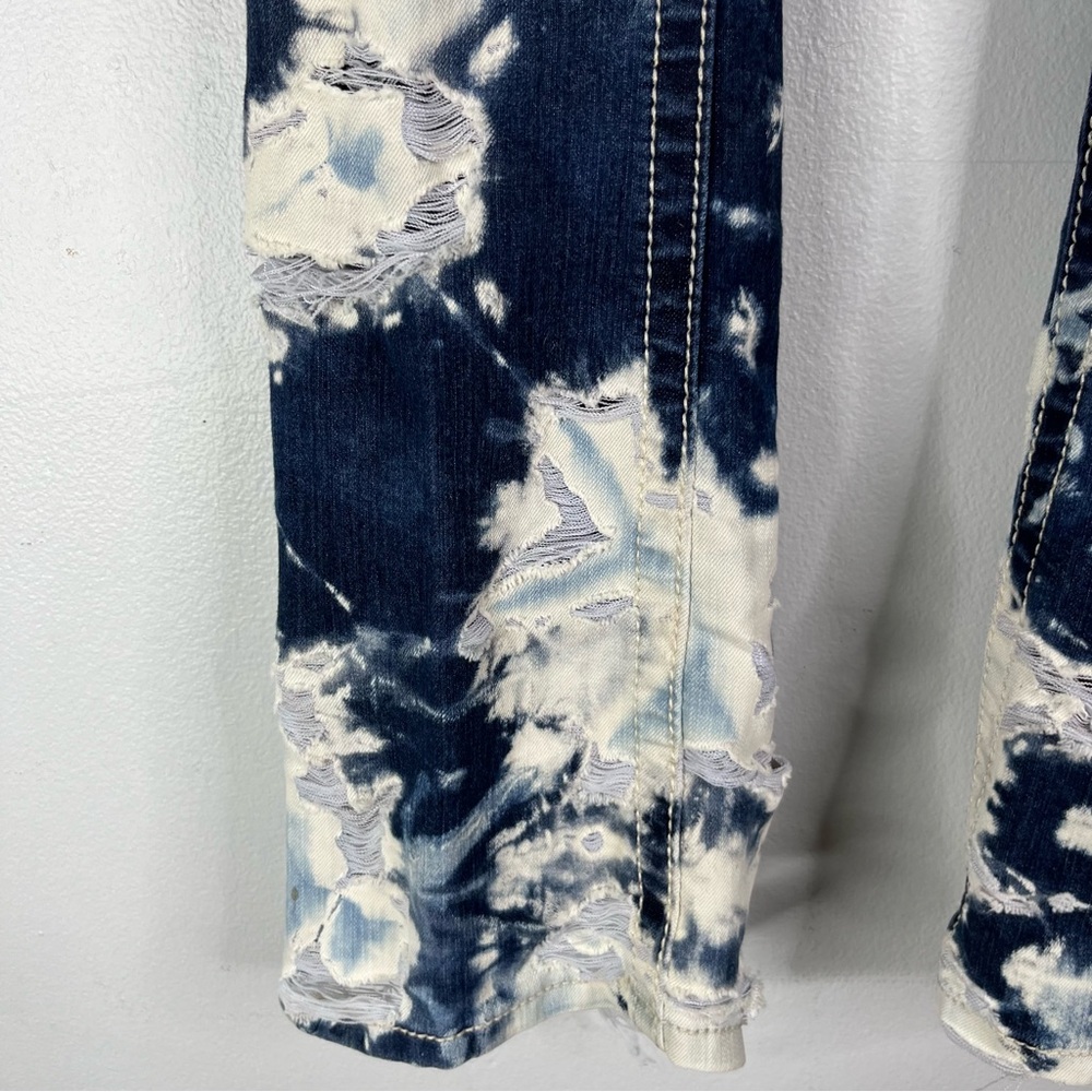 Miss Me Jeans Women’s 25 Blue White Bootcut Bleached Distress Destroyed JP7115B2 - Picture 9 of 16
